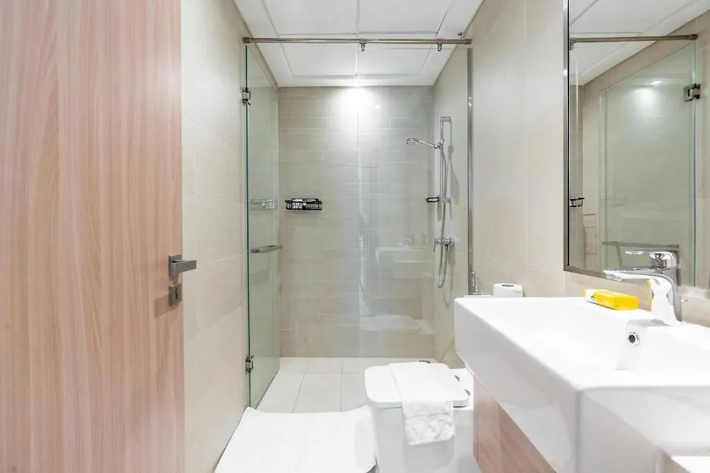 Apartment 1 Bedroom - 12 Min From Downtown - Azizi Riviera Dubai